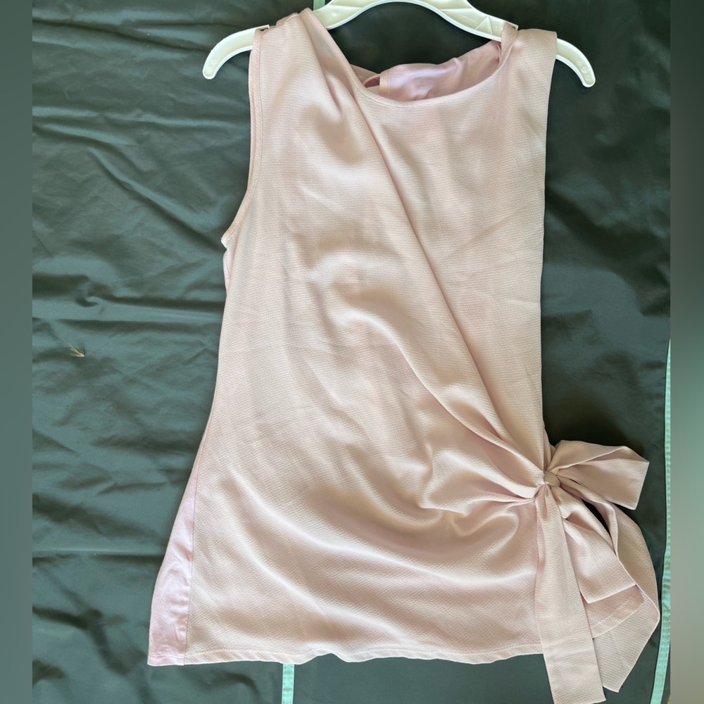 Vince Camuto Blush Pink Sleeveless Top with Side Bow